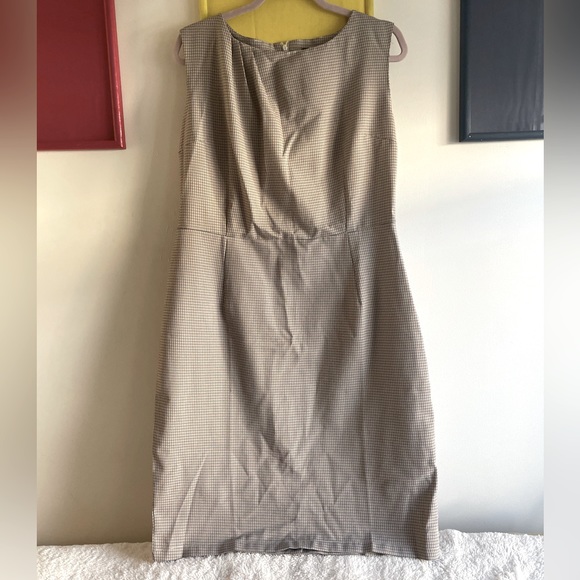 Business /office sleeveless Gangnam dress - Picture 1 of 6